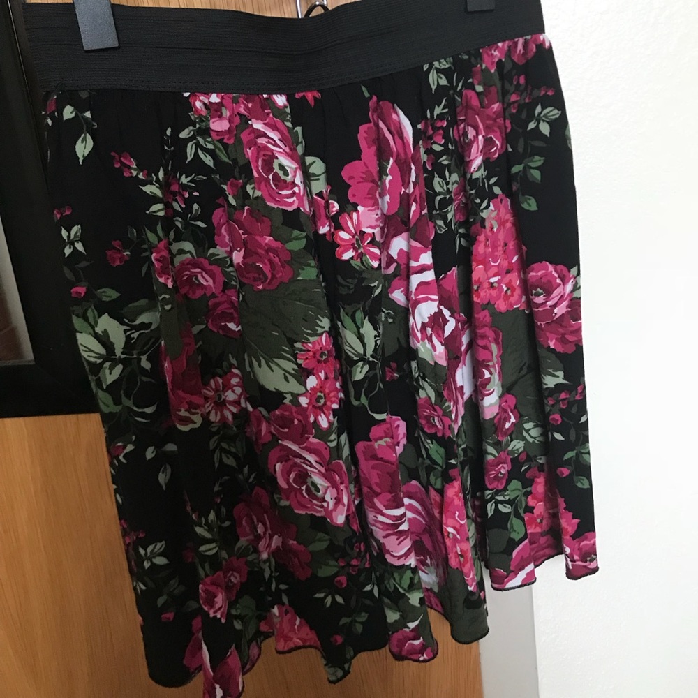 Fleurish Floral Skirt